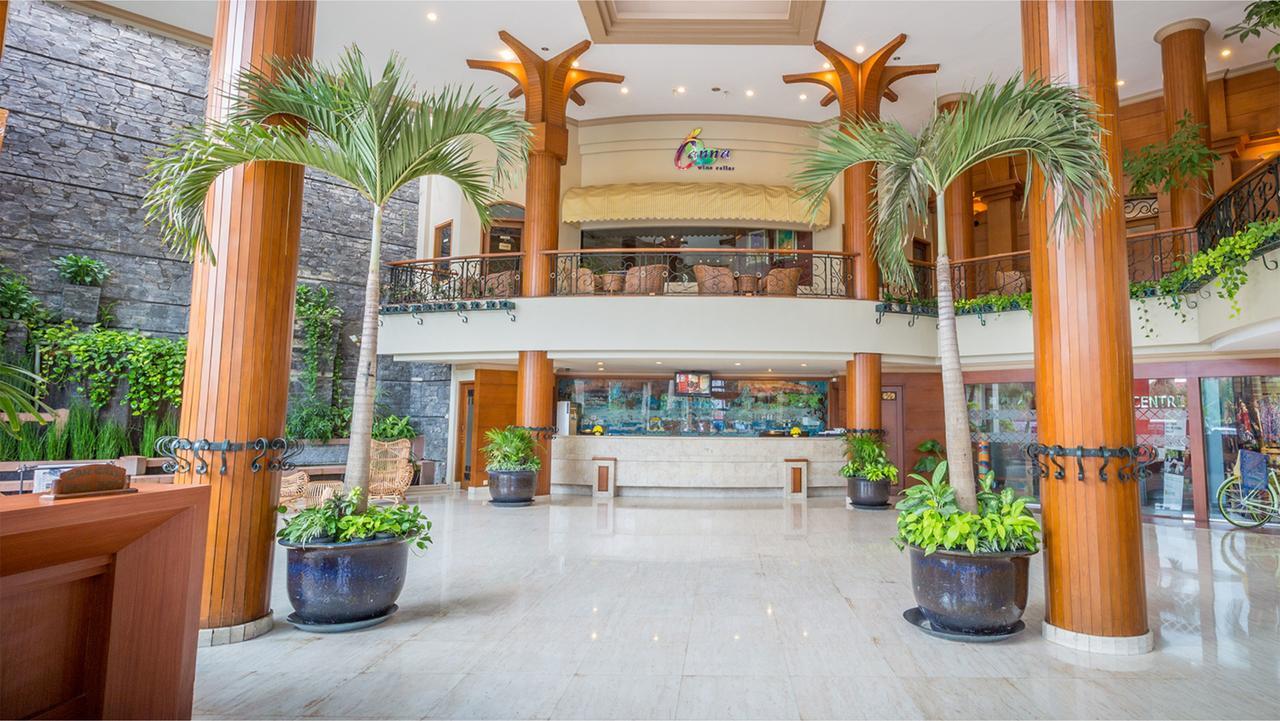 Bentani Hotel & Residence Чиребон Экстерьер фото